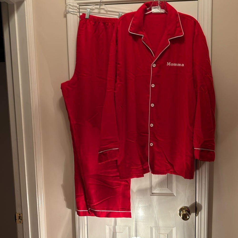 Sara’s prints embroidered MOMMA pajamas